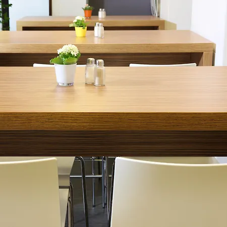 Ibis Styles